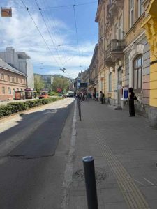 Ріелтор Івана Короляк Оренда Ш. Руставелі, фасадне бізнес приміщення 115м²